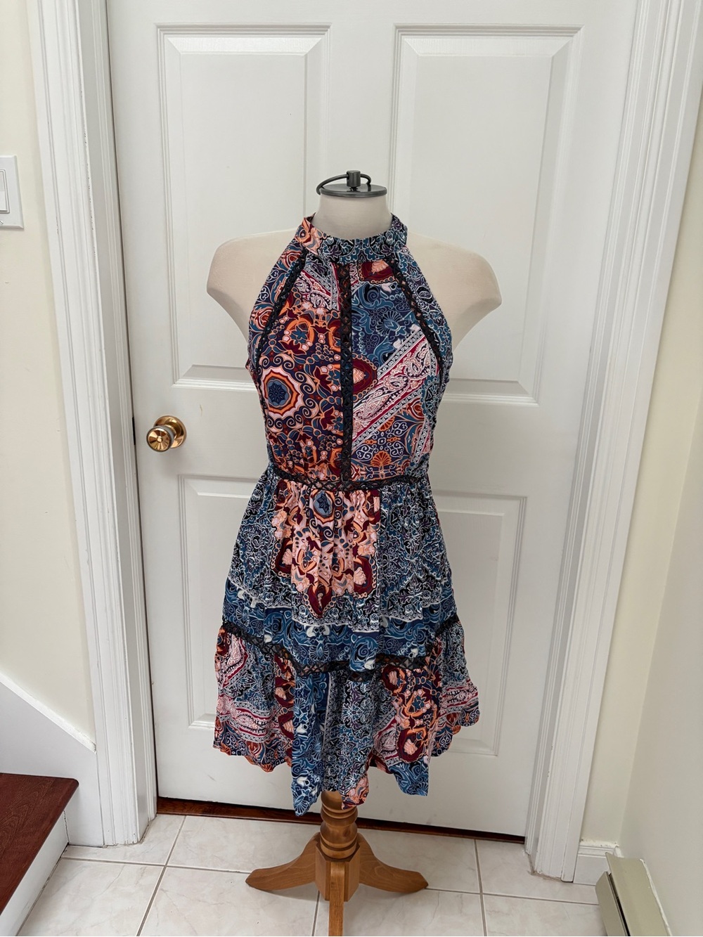 NWOT Jaase Paisley Halter Mini Dress - Blue & Pink ladies large